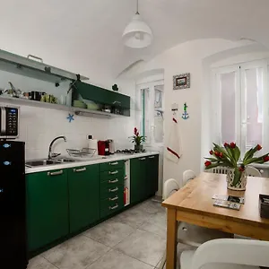 La Magnolia, Caressa De Mä Appartamento Bordighera